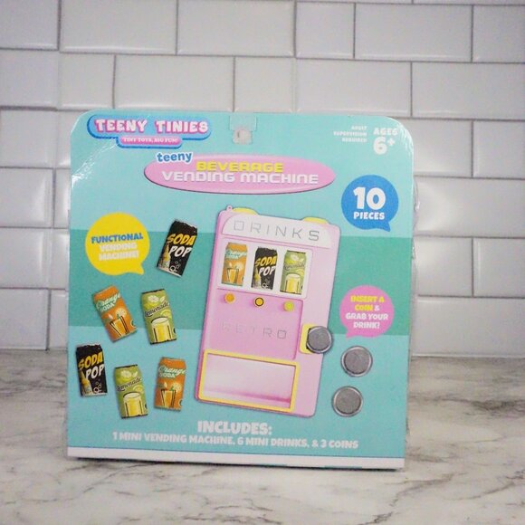 Drinks Vending Machine Mini Play Set - Picture 4 of 10